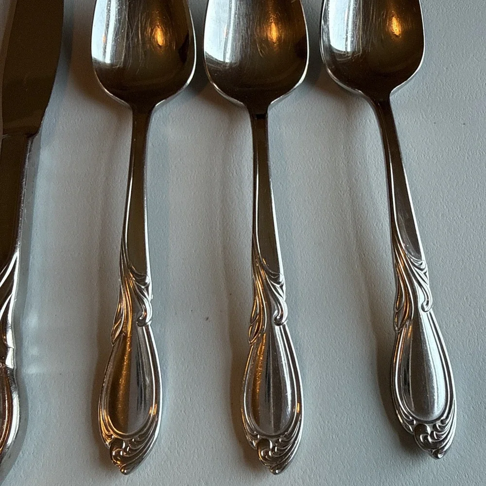 Retroneu Stephanie 18-8 Stainless Steel Flatware Lot of 11 Replacement Korea